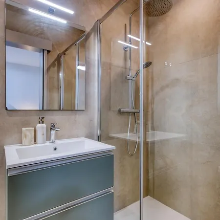 Appartement Deluxe 3br Seafront *