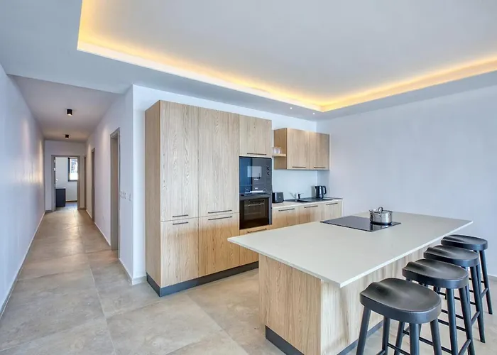 Deluxe 3br Seafront * Σεντ Πόλς Μπέι