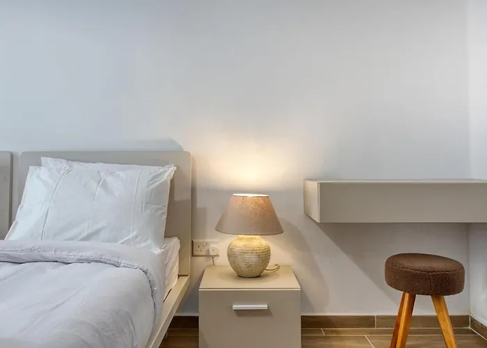 Διαμέρισμα Deluxe 3br Seafront Σεντ Πόλς Μπέι