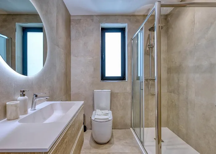 Deluxe 3br Seafront Σεντ Πόλς Μπέι