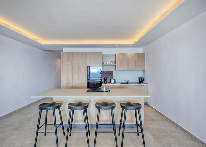 Deluxe 3br Seafront Διαμέρισμα