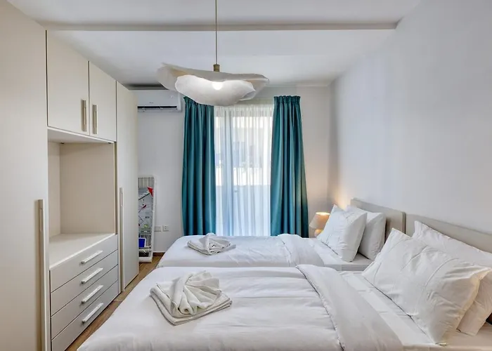 Deluxe 3br Seafront Διαμέρισμα *