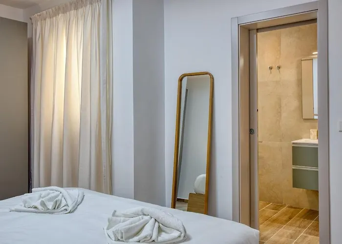 Deluxe 3br Seafront Appartement *